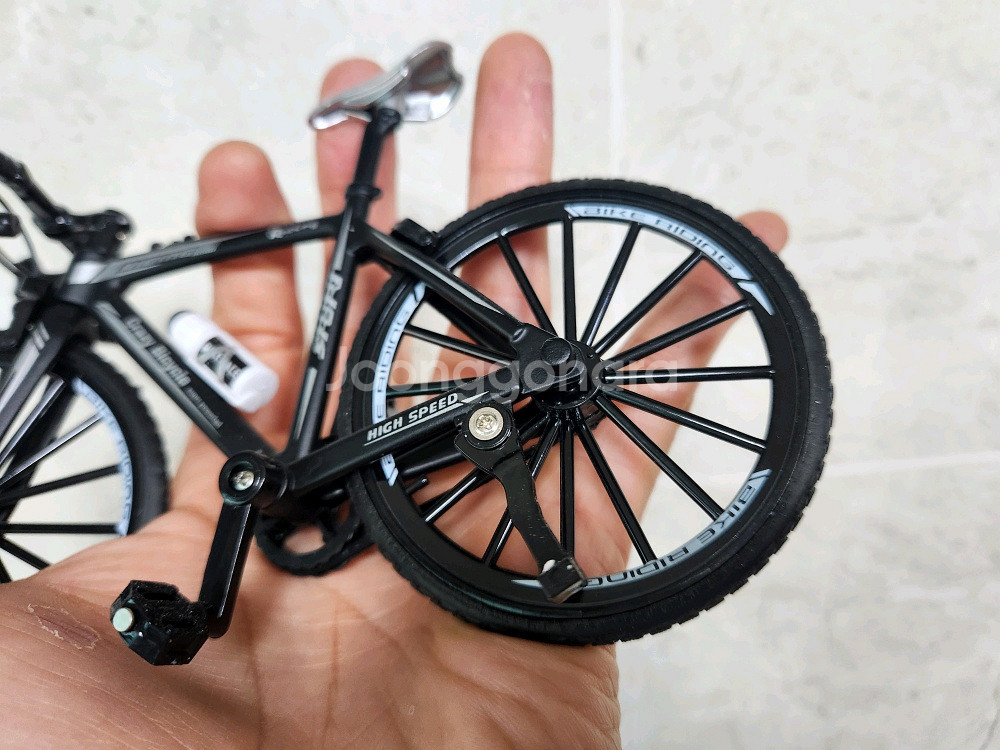 합금 모형 ( 자전거 피규어 ) 판매 합니다.--2