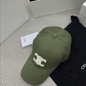 셀린느 볼캡 구성품박스 새상품