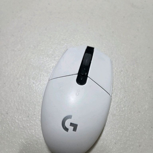 고장난 로지텍 G304화이트