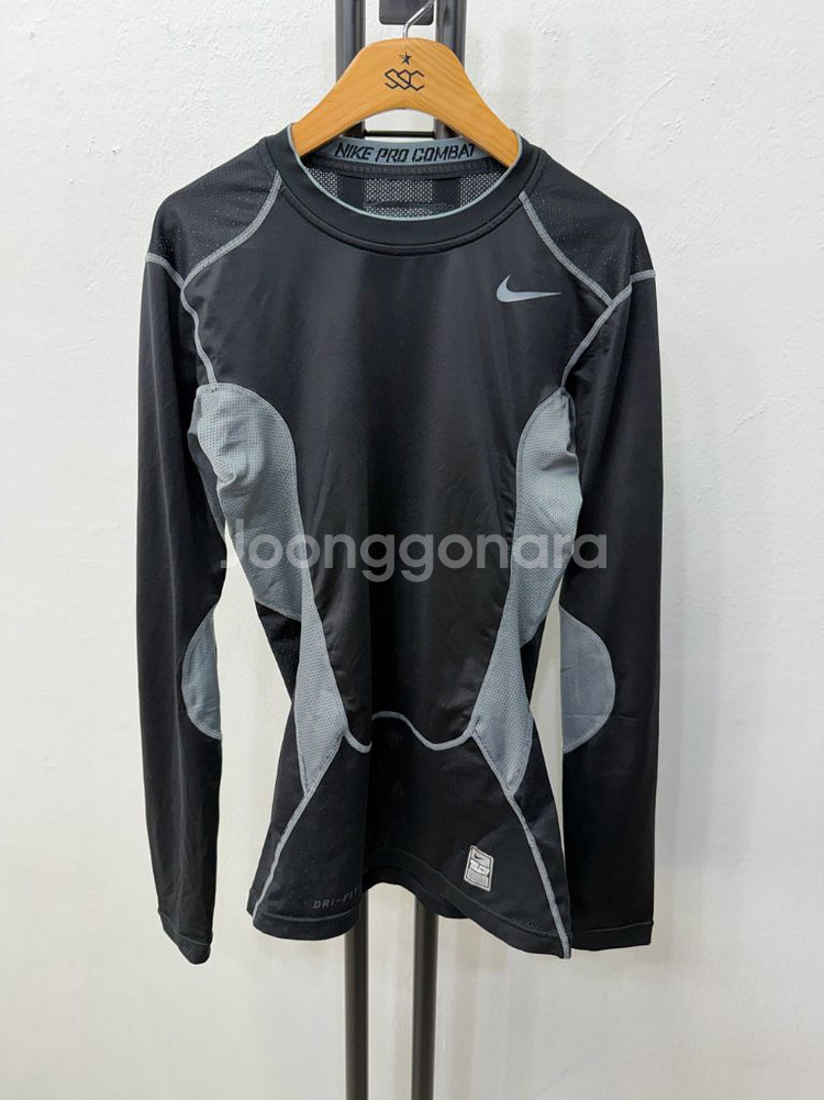 정품) 나이키 프로 컴뱃 긴팔 기능성 티셔츠 M--0