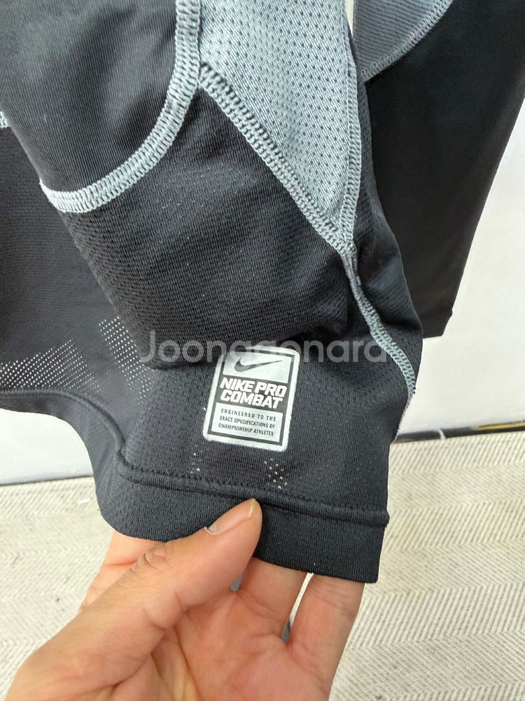 정품) 나이키 프로 컴뱃 긴팔 기능성 티셔츠 M--3