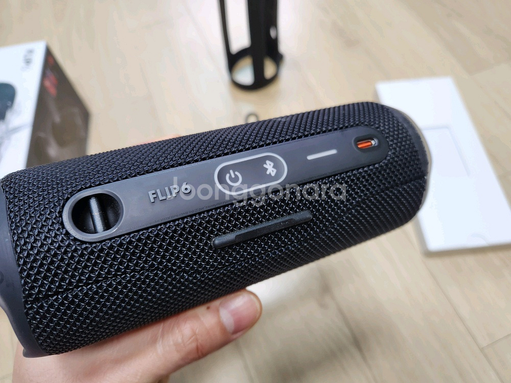 JBL 블루투스 스피커 판매. -거의새것---2