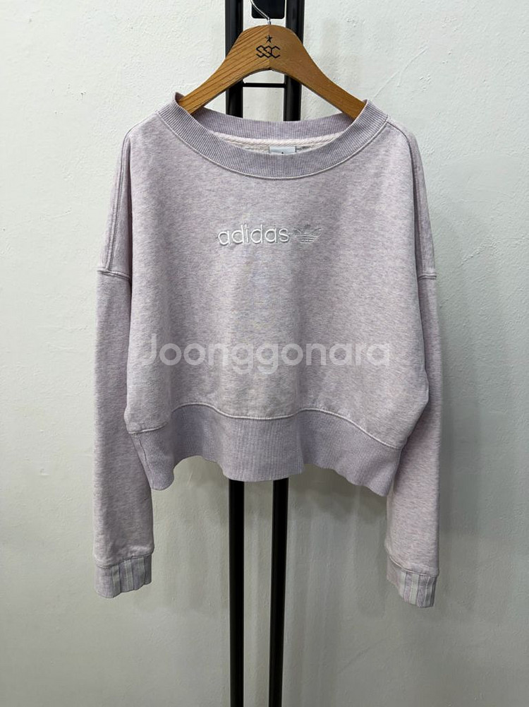정품) 아디다스 여성 오버핏 크롭 라벤더 맨투맨 M--0