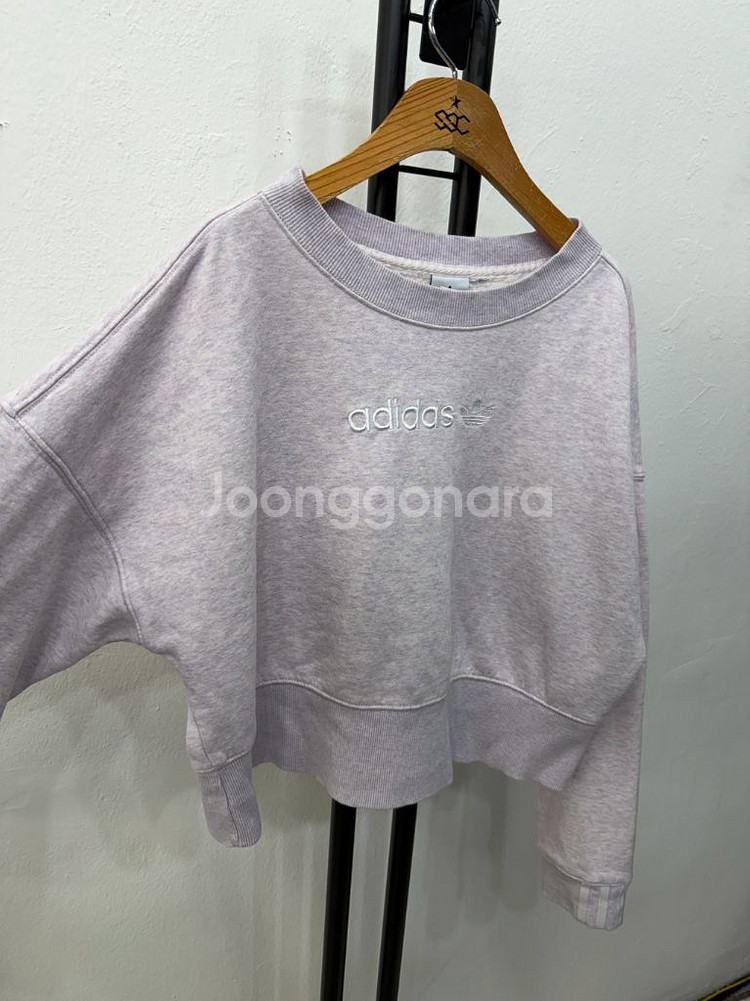 정품) 아디다스 여성 오버핏 크롭 라벤더 맨투맨 M--1