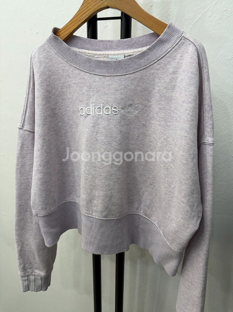 정품) 아디다스 여성 오버핏 크롭 라벤더 맨투맨 M--3