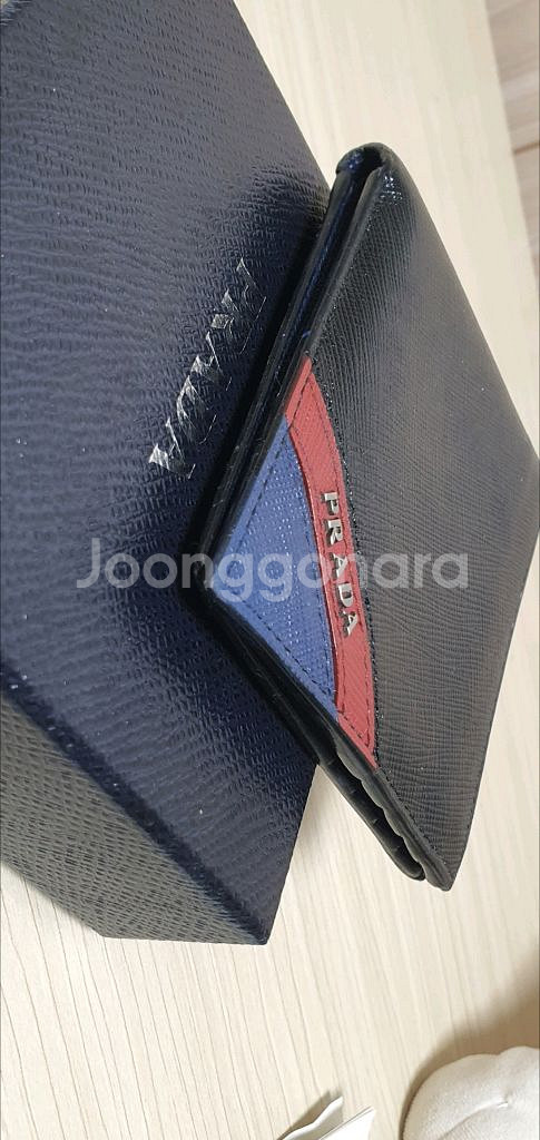 프라다 사피아노 반지갑 정품A급(감정O)구찌루이비통디올고야드샤넬셀린느보테가생로랑버버리발렌시아가--4