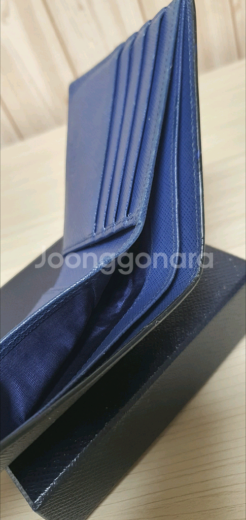 프라다 사피아노 반지갑 정품A급(감정O)구찌루이비통디올고야드샤넬셀린느보테가생로랑버버리발렌시아가--8