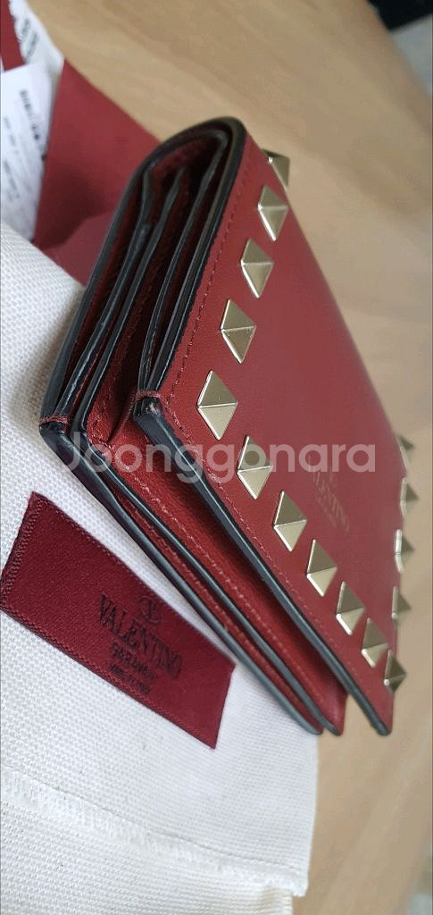 발렌티노 반지갑 카드지갑 정품S급(보증서O)구찌프라다루이비통디올고야드샤넬셀린느보테가생로랑버버리발렌시아가--4