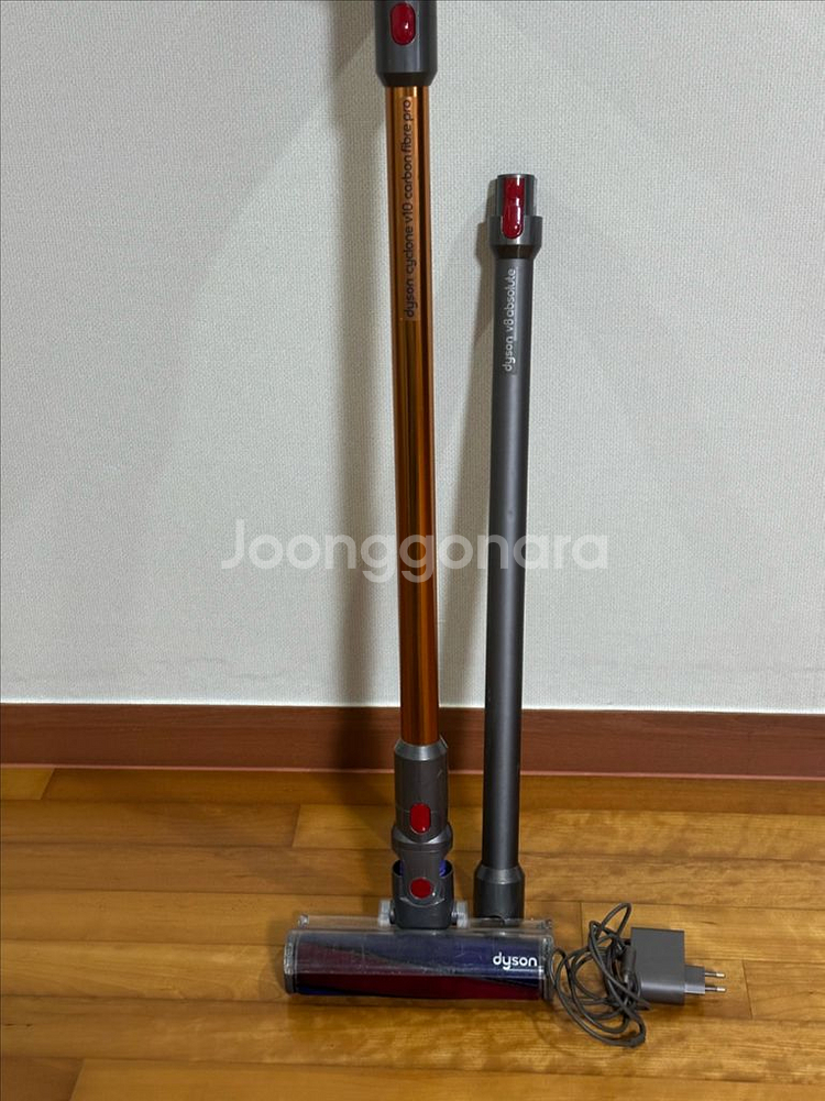 다이슨 V8 무선청소기--2