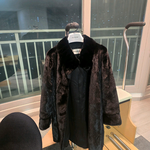 나우니스밍크코트