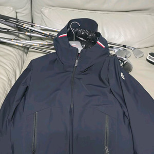 몽클레어 남성 후드 자켓 2사이즈 이미지