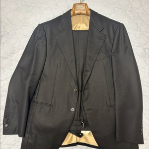 안톤사빌 드라퍼스 수트