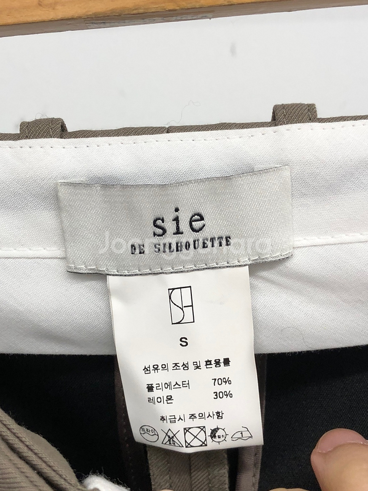 SIE 시에 사이드 버튼 크롭 팬츠 S--3