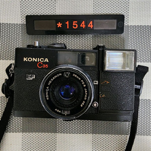 코니카 C 35 EF 필름카메라 이미지