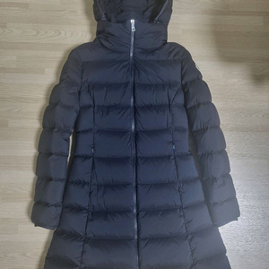 몽클레어 기에 gie 롱 패딩