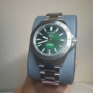 태그호이어 아쿠아레이서 프로페셔널 200 데이트