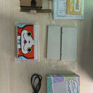 닌텐도 new3ds 화이트 뉴작다수 지바냥에디션 우고메