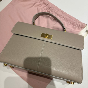 칙스라벨 레브백28사이즈 팔아요(새상품)