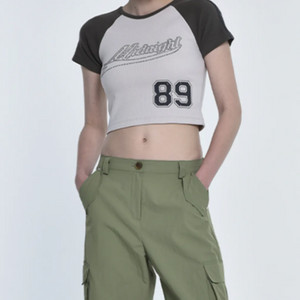 미드나잇무브 크롭티셔츠 베이지 free