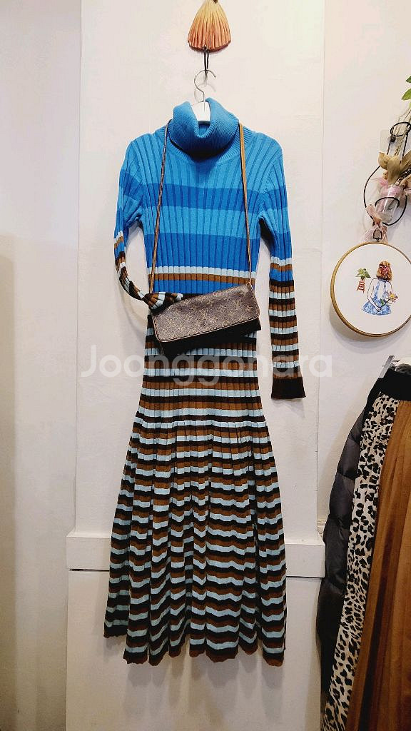 SJSJ 터틀 골지 니트 원피스--1