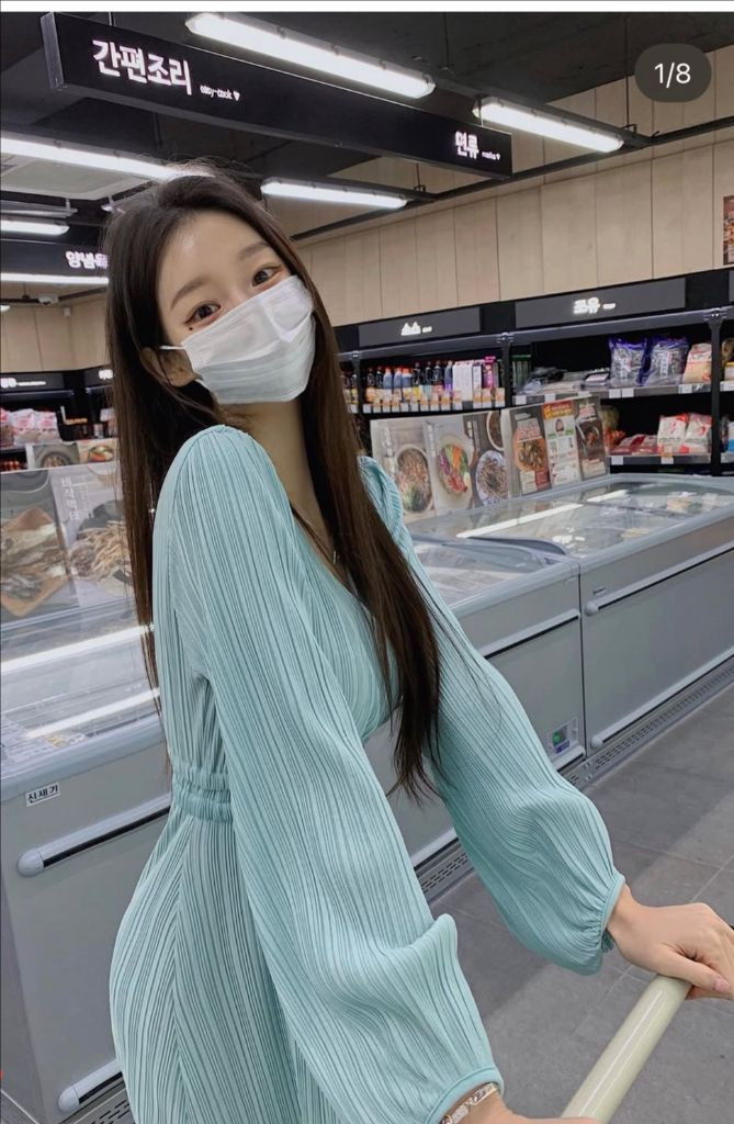 아네로즈 플리츠 원피스 1회착용 거의새것.--1