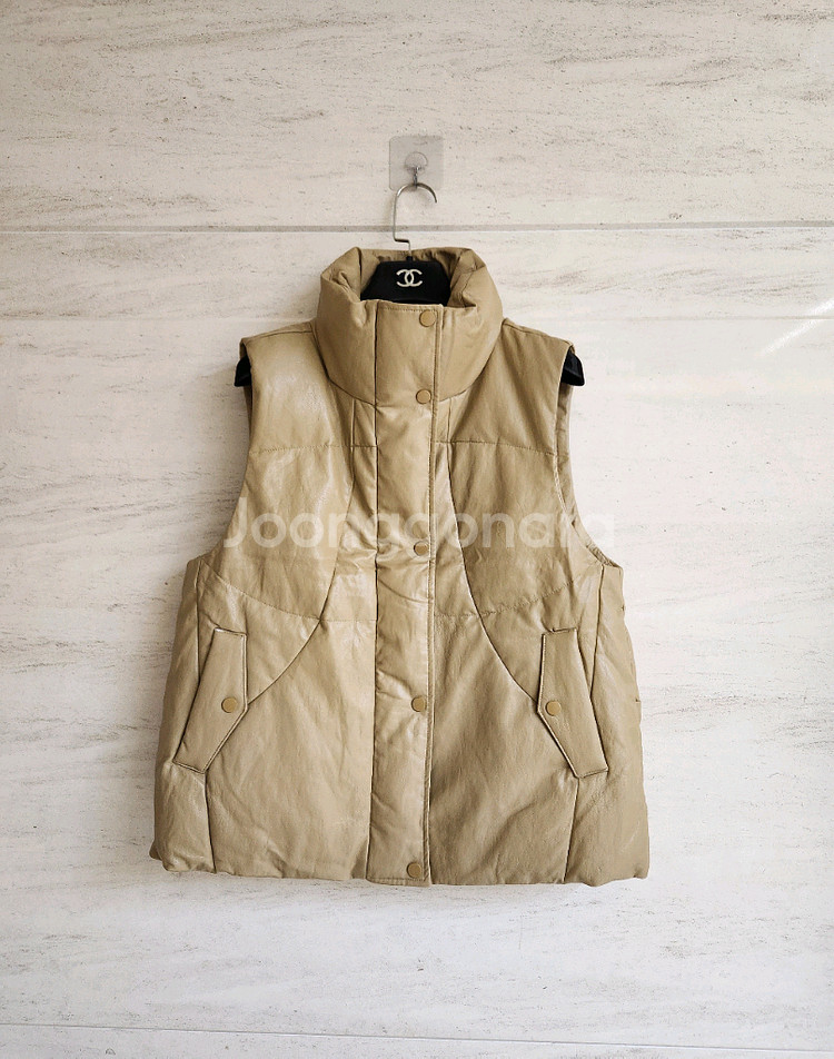 (베이지색상)셀렉샵에디션 레더 구스다운 베스트 55사이즈--5