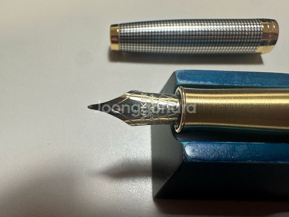 파카 소네트 실버치즐 18k F촉 만년필--3
