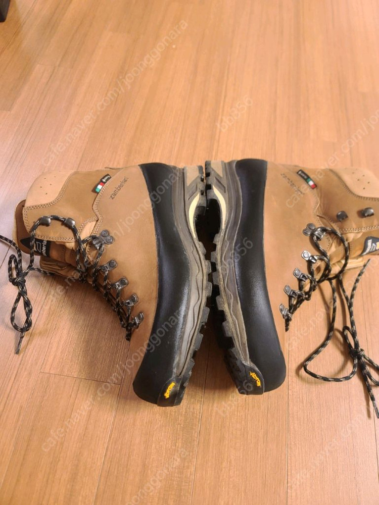 잠발란 등산화 (1시간 채 안신은)거의 새거 이미지