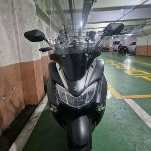 버그만 스트리트 125 스쿠터