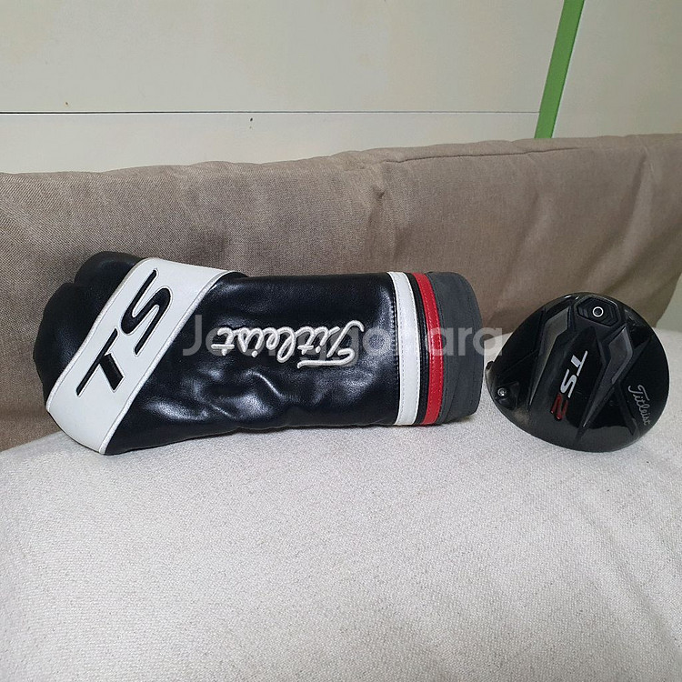 타이틀리스트 TS2 9.5도 드라이버 정품(헤드와 커버)상태좋아요--8