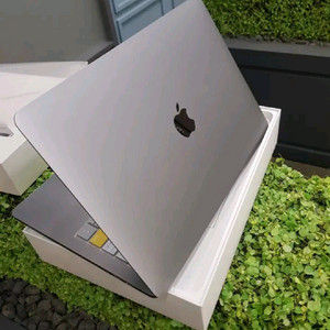 맥북프로13인치 푀고급형 i7 16/512 .. 최저가