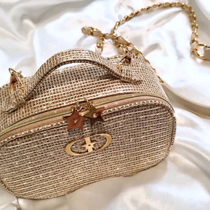 디올 홀리데이 사각 파우치 새것