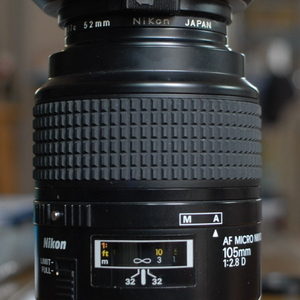니콘 마이크로 니콘 105mm f/2.8D 렌즈