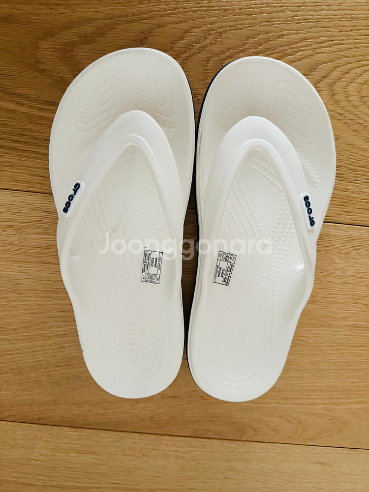 크록스 화이트 쪼리 W6사이즈 초단시간 1회착용--1