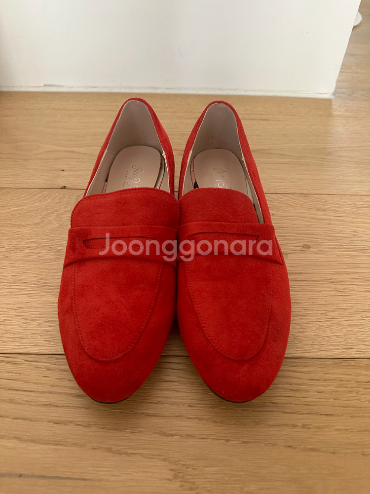 지니킴 레드 스웨이드 3cm 키튼힐 로퍼 240사이즈 새 제품--0