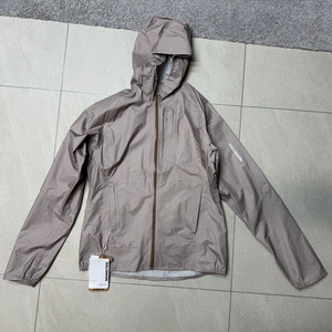 살로몬 보나티 여자 방수지켓 S사이즈 팝니다.