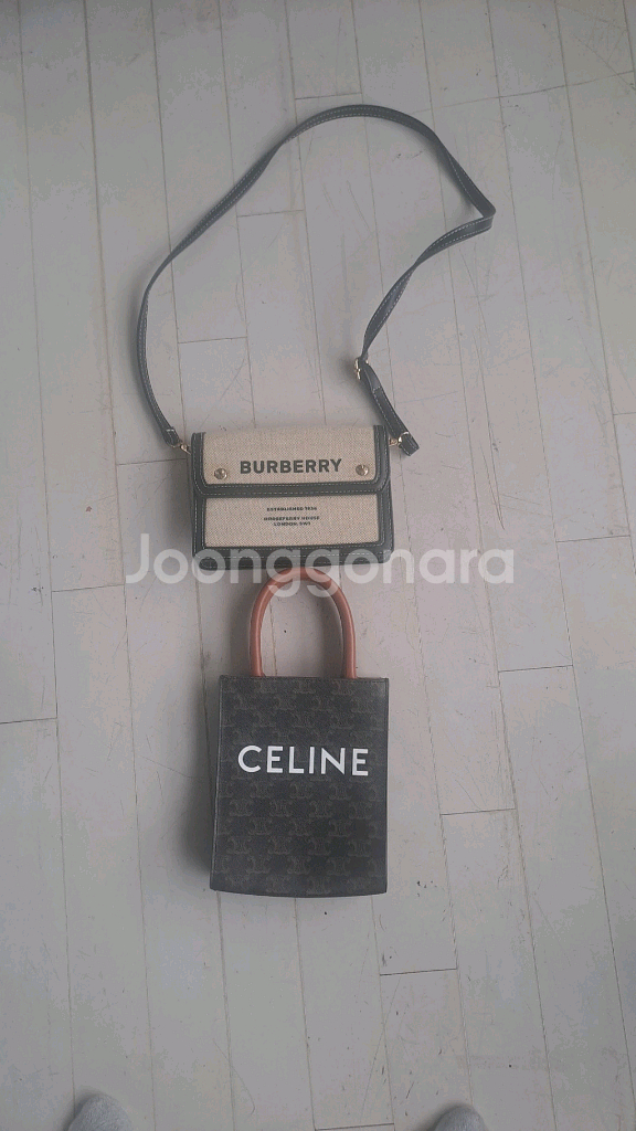 셀린느,버버리가방--0
