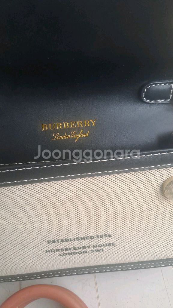 셀린느,버버리가방--1