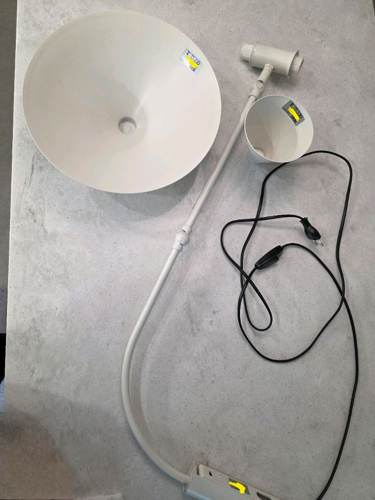 정품 네모 랑프드 마르세유 조명 미니 화이트 팝니다--4