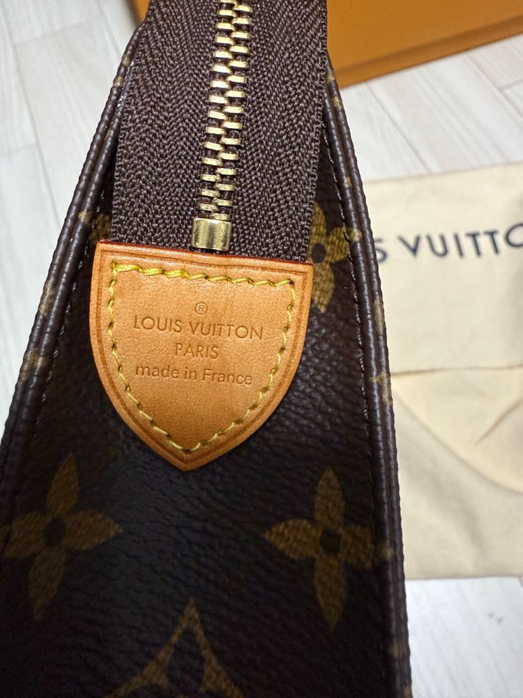 루이비통 포쉐트 토일렛26--1