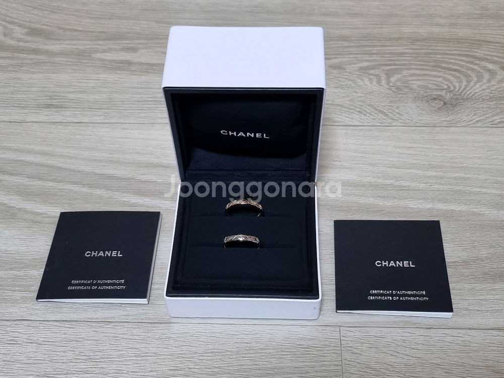 샤넬 코코크러쉬 미니 화이트골드 55호 반지--1