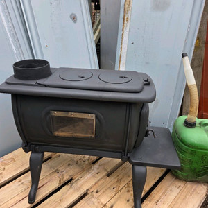 원목 화목난로 이미지