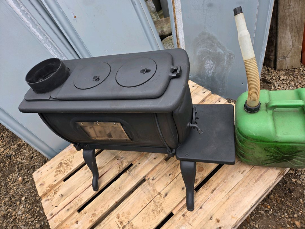 원목 화목난로 이미지