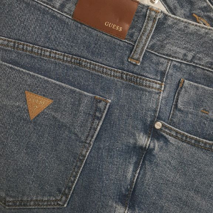 GUESS 게스(사방스판) 금장청바지 30~31인치(No.840)드라이완료!