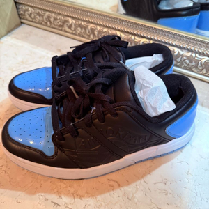 나이키 조던 누 레트로 1 로우 운동화 사이즈 255