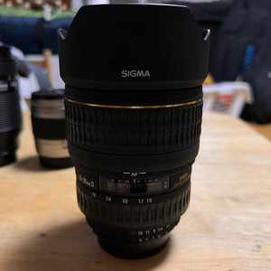 15-30mm F2.8 표준 줌 렌즈