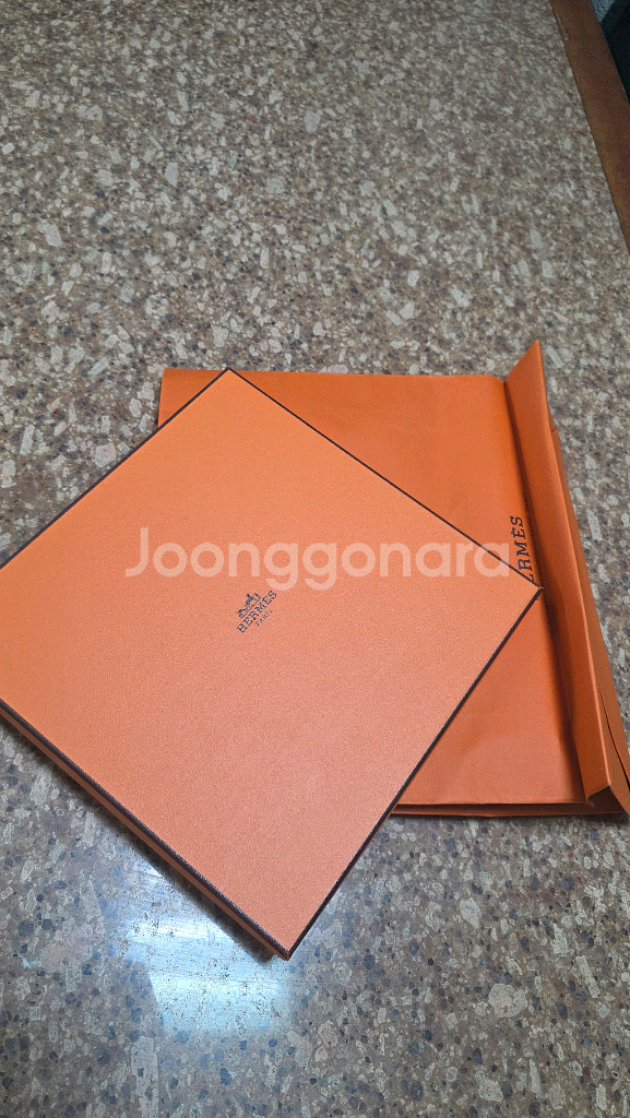 에르메스 르 쳇 까레 스카프--3