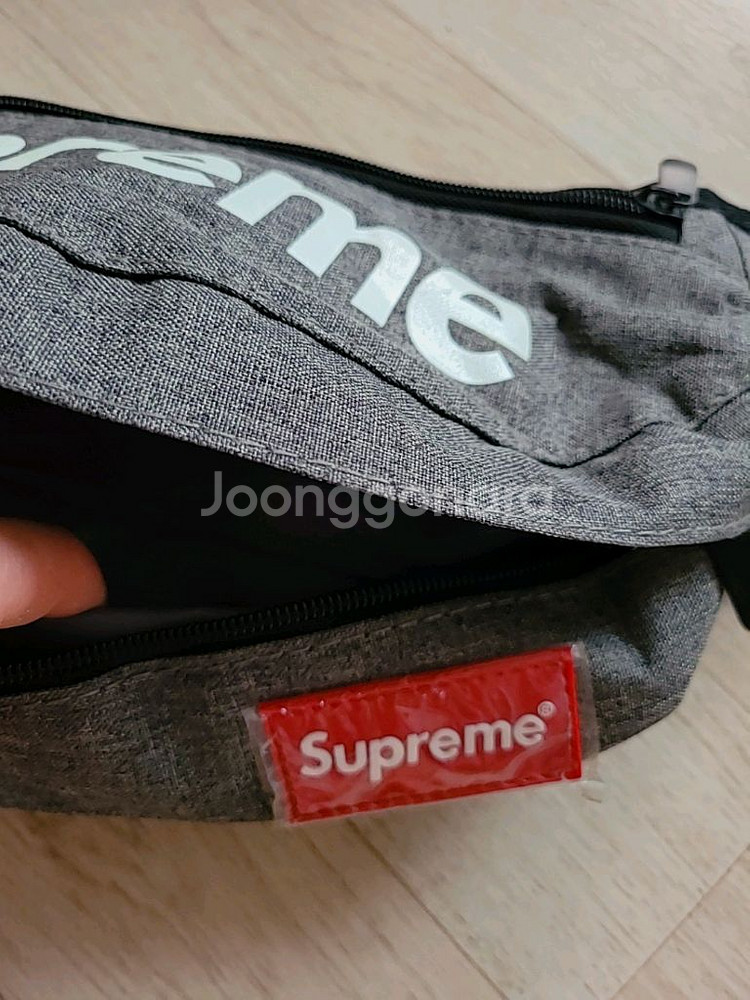 [ 상태최상_색감 너무 이쁘고 편한 슈프림 힙색 / 등산가방 / 라이딩가방 저렴히 판매 ]--2