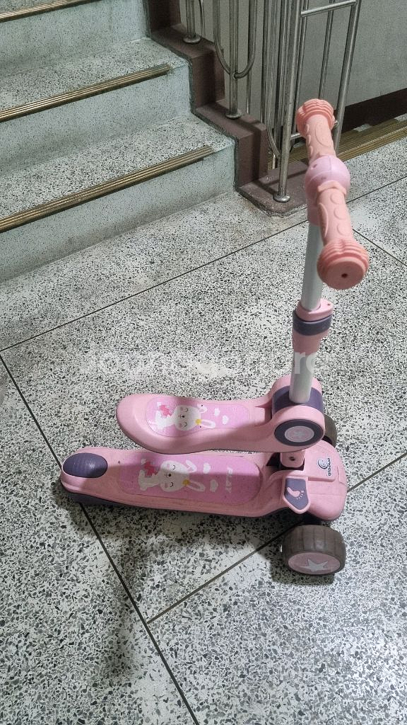 헬로키티 핸디킥 킥보드--0