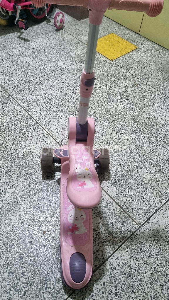 헬로키티 핸디킥 킥보드--3